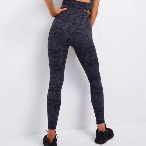 All Fenix Anthropologie Python Leggings High Waisted Small - Picture 2 of 5